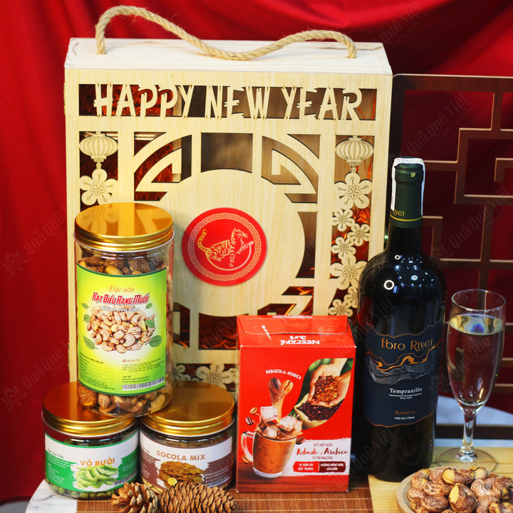 Hộp Quà Gỗ, Quà Tết Truyền Thống - Q1656