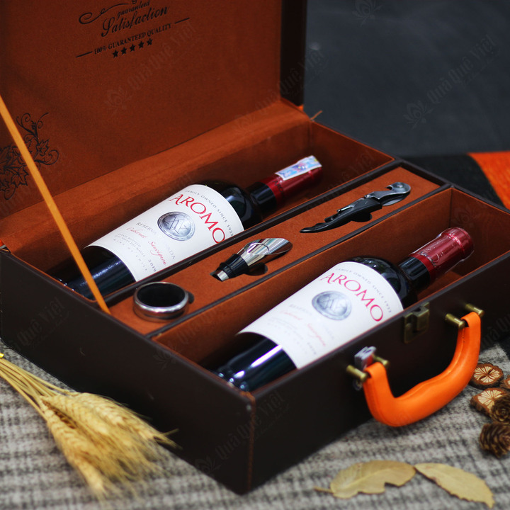 Hộp da + 2 rượu vang đỏ Aromo Reserva Privada - Cabernet Sauvignon (13.5%/Vol)
