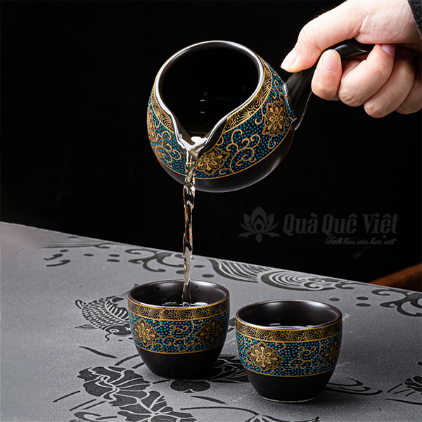 Bộ Ấm Chén Pha Trà Gốm Sứ  Hình Cối Xay Bao Gồm 2 Ấm 6 Chén