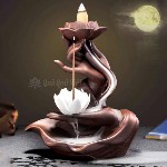 Thác Khói Trầm Hương Chảy Ngược Kèm Đế Sen