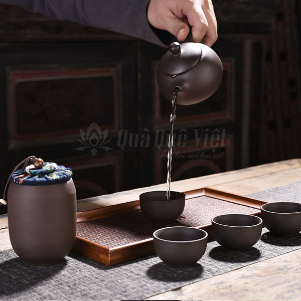 Bộ Ấm Trà Du Lịch Zisha Cầm Tay 1 Ấm 4 Chén Kèm Hủ Chứa Trà Tím Gốm Sứ
