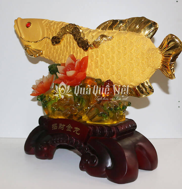 Tượng Cá Rồng Vàng Hoa Ngọc Phong Thủy, Đế Gỗ Hoa Sen