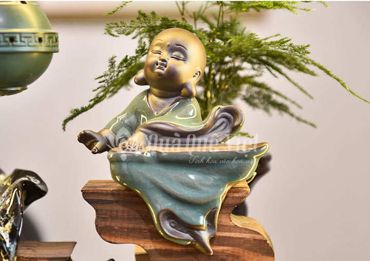 Hòn Non Bộ Mini Phong Thủy Có Thác Nước, Máy Phun Sương Tạo Khói, Thác Trầm Hương và Vòng Đèn Led