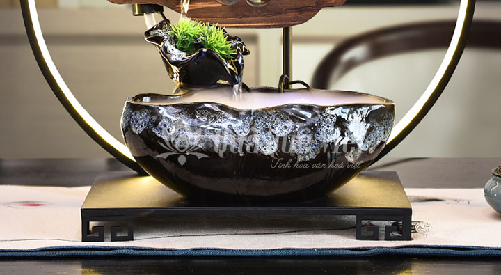 Hòn Non Bộ Mini Phong Thủy Có Thác Nước, Máy Phun Sương Tạo Khói, Thác Trầm Hương và Vòng Đèn Led