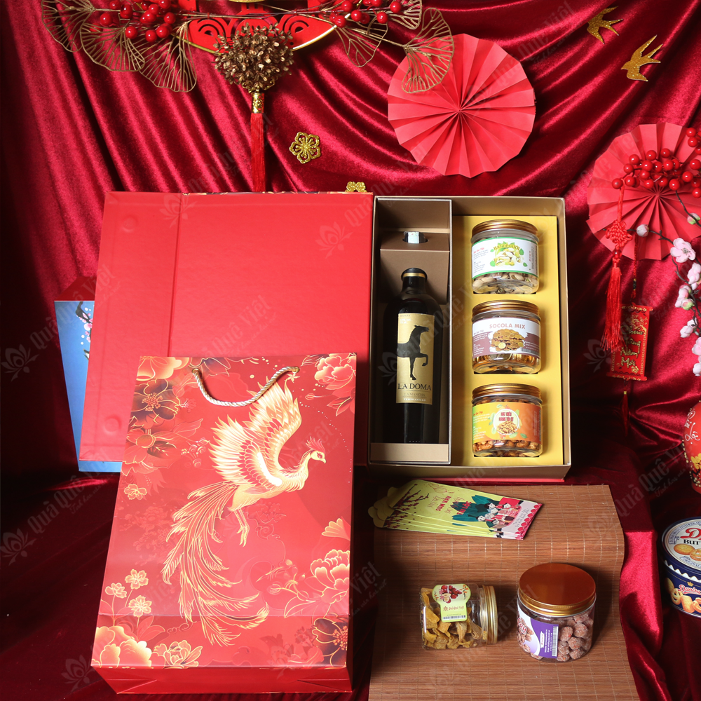 Hộp Quà Tết Con Công