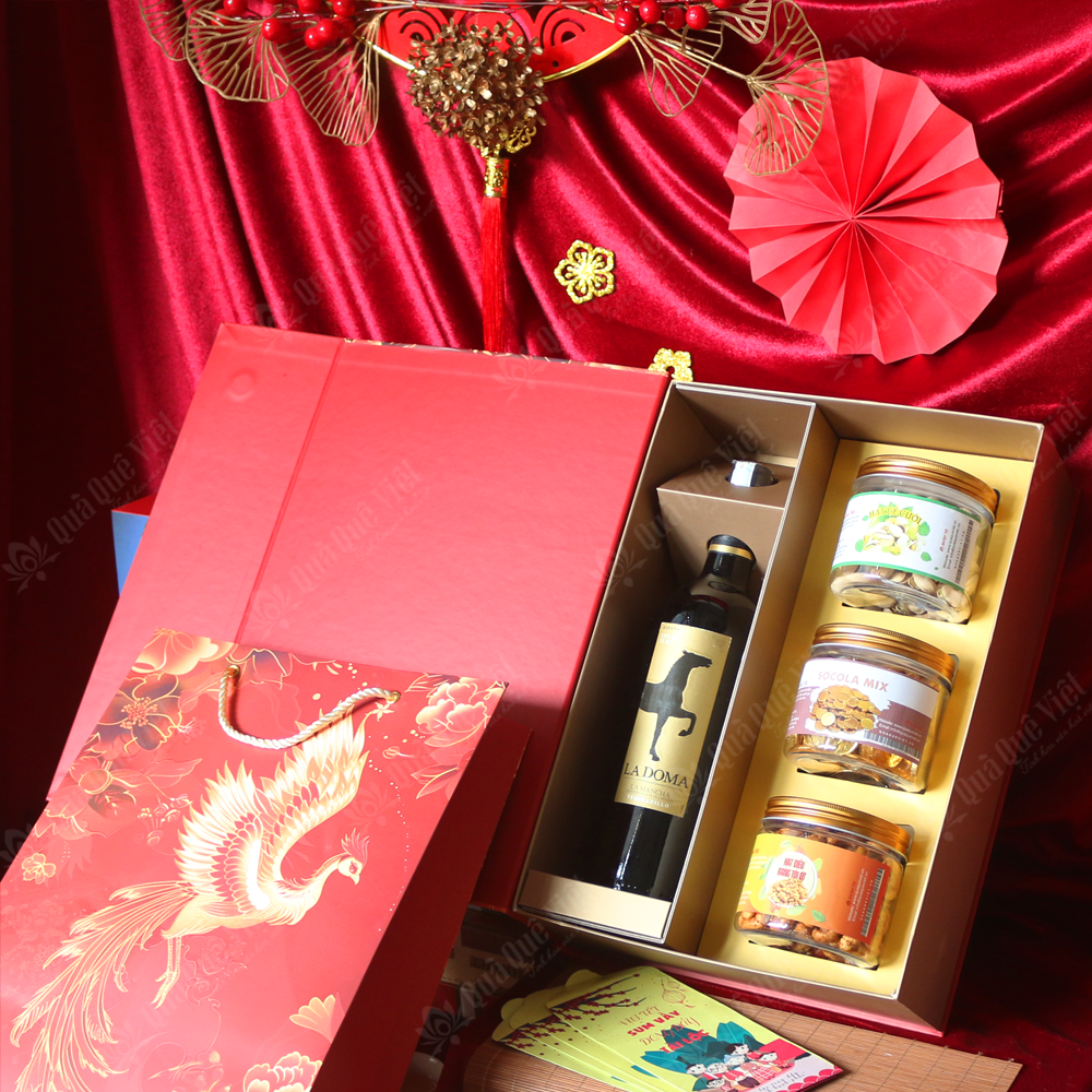 Hộp Quà Tết Con Công