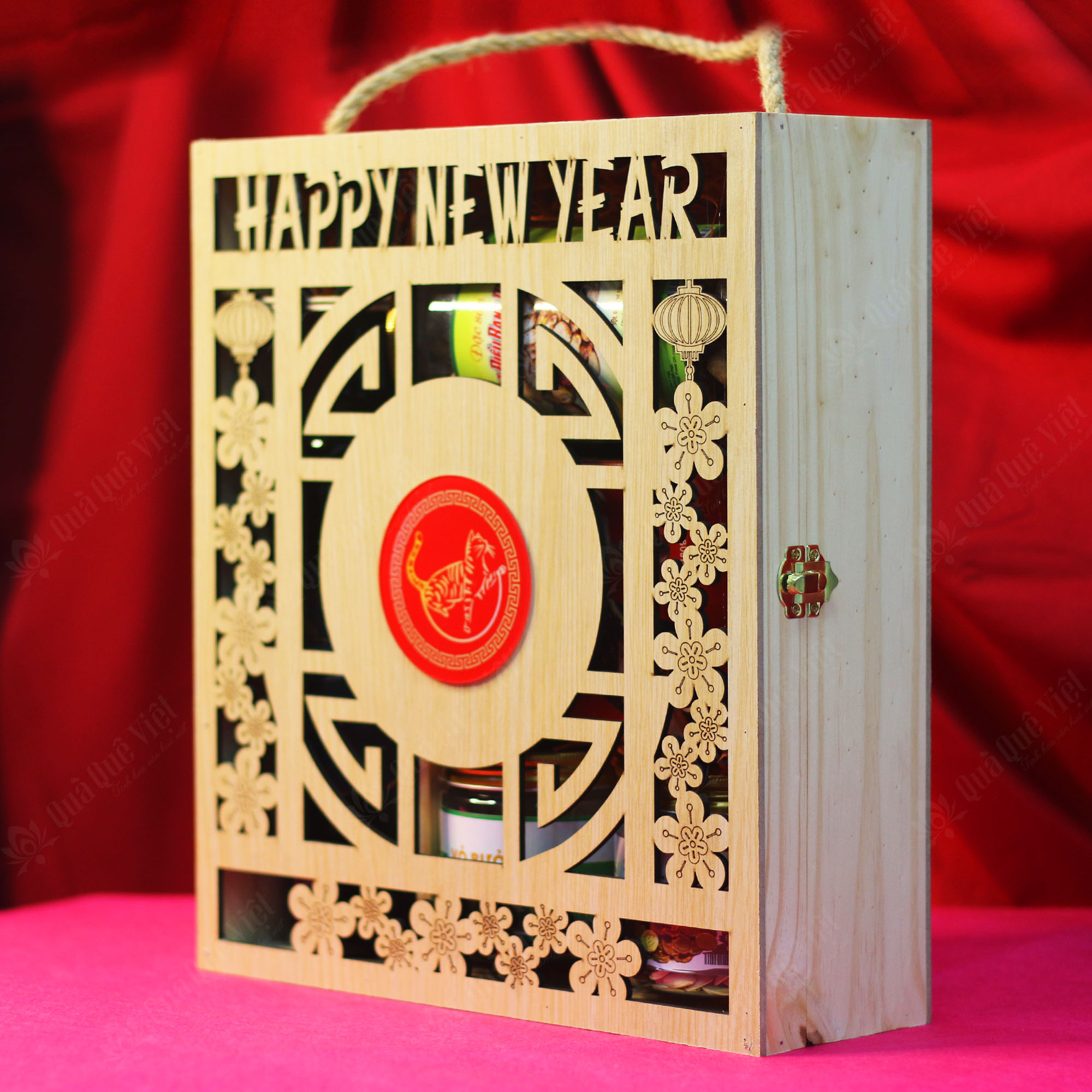 Hộp Quà Gỗ Hoa Văn Tết Truyền Thống - Q1658