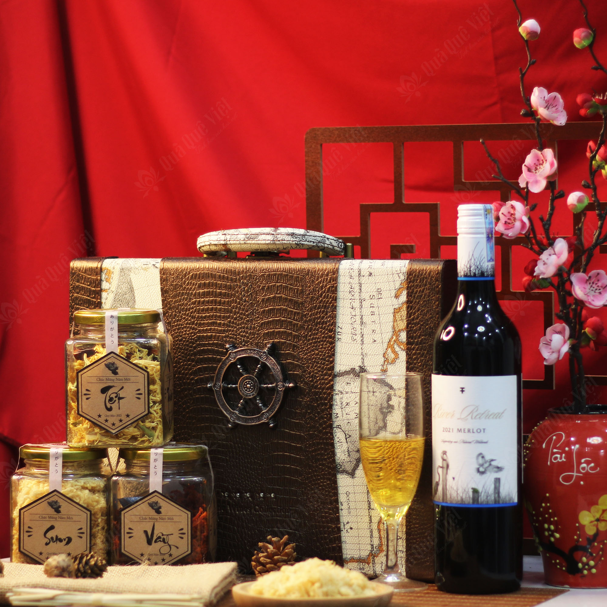 Hộp Quà Tết Cao Cấp Tết Sum Vầy, Mẫu Hộp Da - Q1665