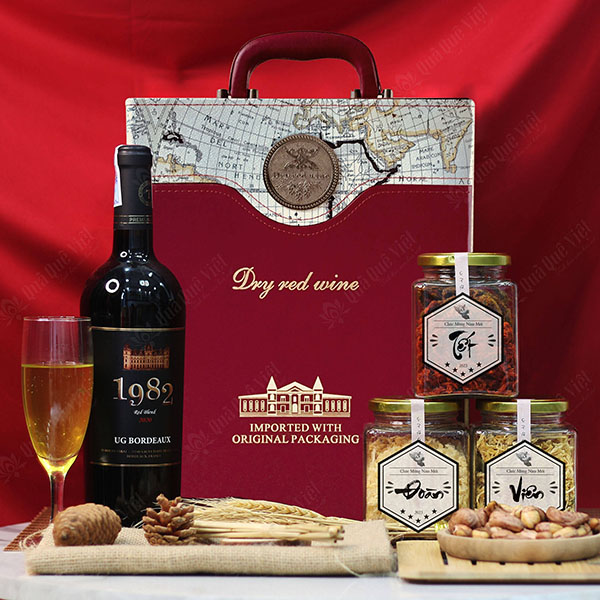 Hộp Quà Tết Đoàn Viên, Hộp Da Cao Cấp - Q1659