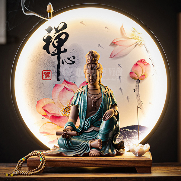 Thác Trầm Hương Đại Thế Chí Bồ Tát Có Vòng Tròn Led Kèm Đế Gỗ